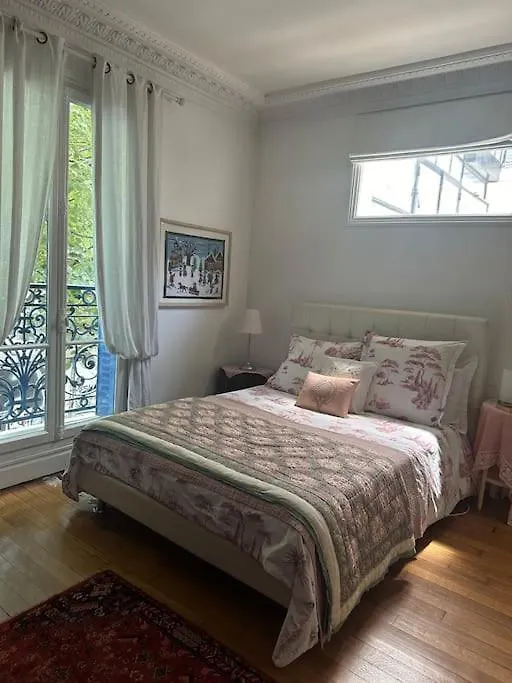 Maison Avec Jardin, Paris Centre, 5 Chambres 0*,