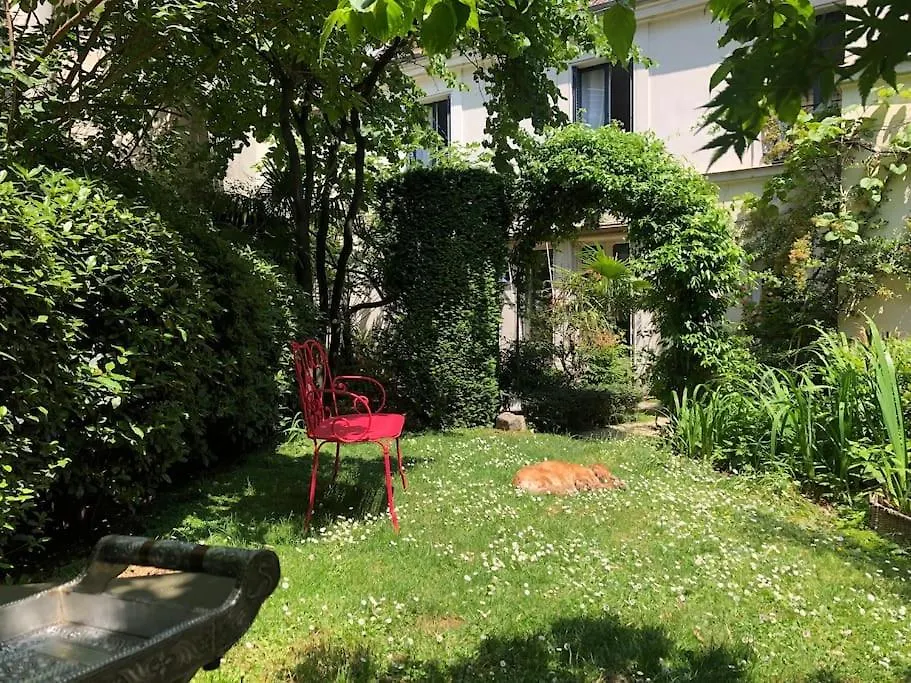 Maison Avec Jardin, Paris Centre, 5 Chambres 0*,  France