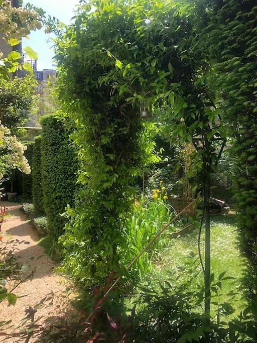 Maison Avec Jardin, Paris Centre, 5 Chambres
