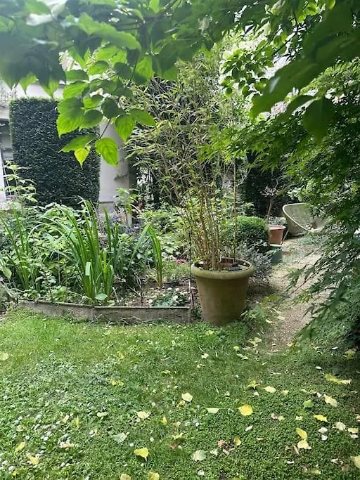 Villa Maison Avec Jardin, Paris Centre, 5 Chambres
