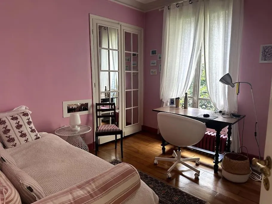 Maison Avec Jardin, Paris Centre, 5 Chambres