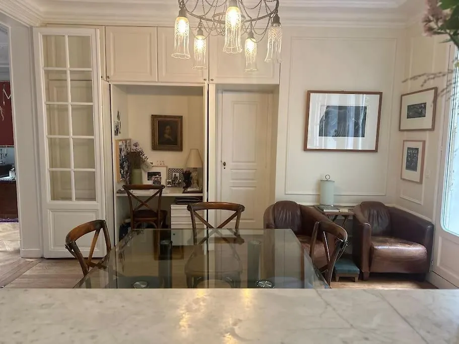 Maison Avec Jardin, Paris Centre, 5 Chambres