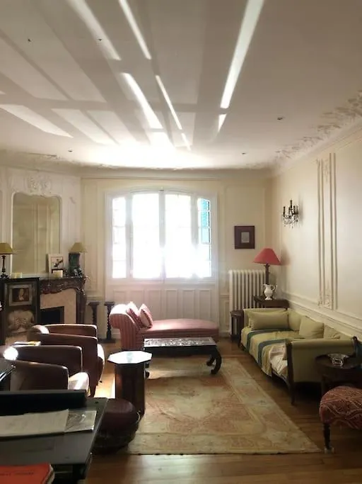 Villa Maison Avec Jardin, Paris Centre, 5 Chambres France