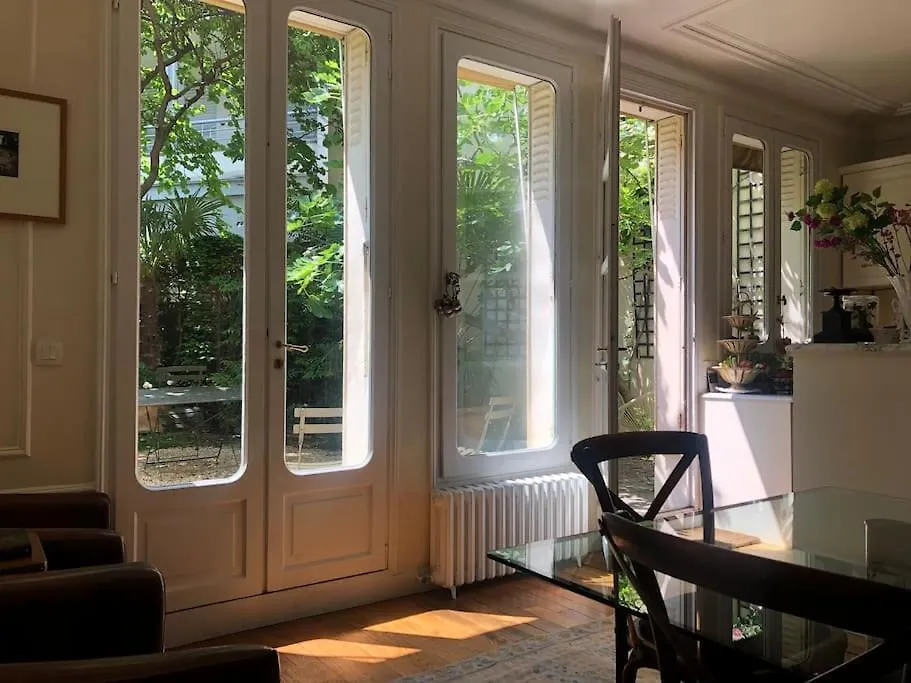 Villa Maison Avec Jardin, Paris Centre, 5 Chambres