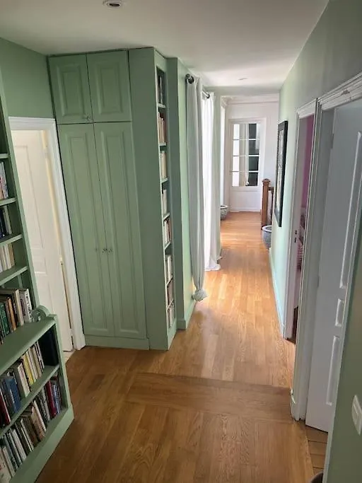 Maison Avec Jardin, Paris Centre, 5 Chambres 0*,  France